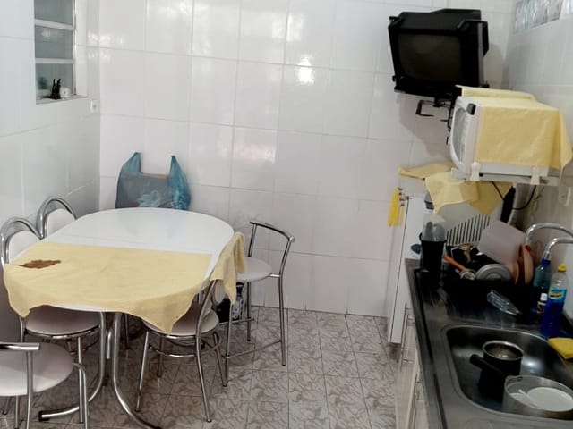 Casa com 210m² 3 quartos e 1 banheiro, à venda, no bairro Santa Rita em Aparecida