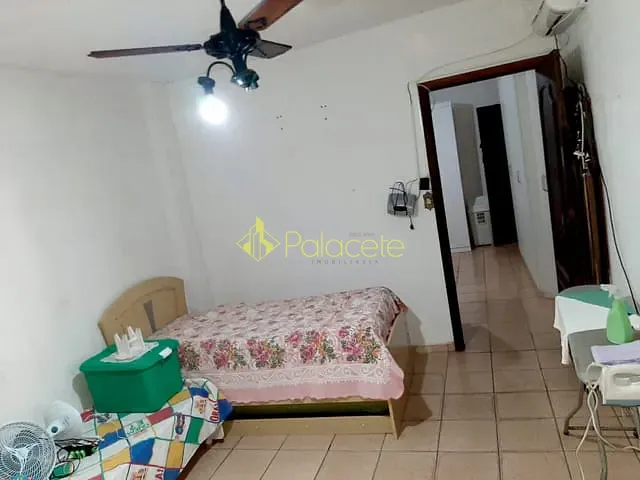 Casa com 210m² 3 quartos e 1 banheiro, à venda, no bairro Santa Rita em Aparecida