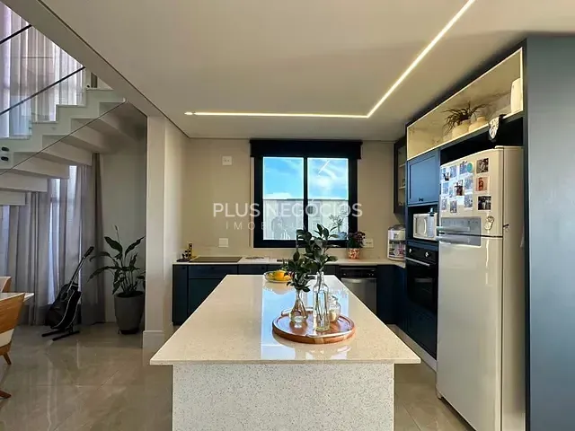 Casa com 350m² 3 quartos e 5 banheiros, à venda, no bairro Jardim Vila São Domingos em Sorocaba