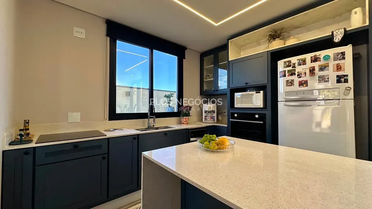 Casa, 3 quartos, 312 m² - Foto 3