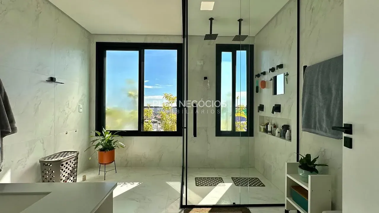 Casa, 3 quartos, 312 m² - Foto 42