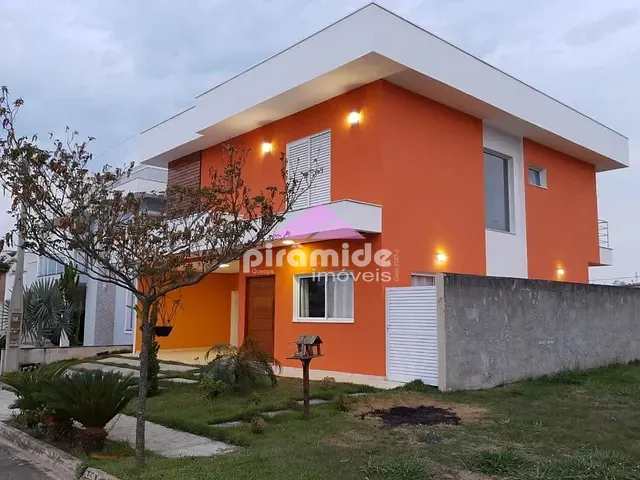 Casa com 300m² 4 quartos e 5 banheiros, à venda, no bairro Condomínio Terras do Vale em Caçapava