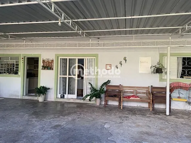 Casa com 250m² 4 quartos e 3 banheiros, à venda, no bairro Jardim dos Oliveiras em Campinas