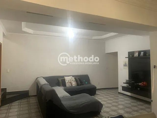 Casa com 250m² 4 quartos e 3 banheiros, à venda, no bairro Jardim dos Oliveiras em Campinas