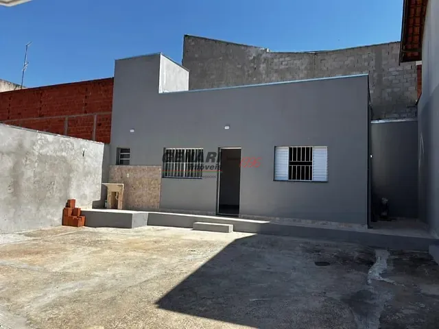 Casa com 140m² 1 quarto e 1 banheiro, à venda, no bairro Jardim Regina em Indaiatuba