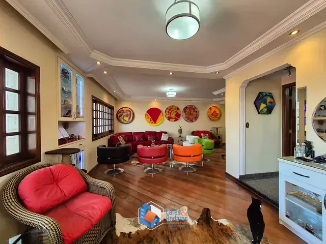 Casa com 297m² 3 quartos e 5 banheiros, à venda, no bairro Parque São Domingos em São Paulo