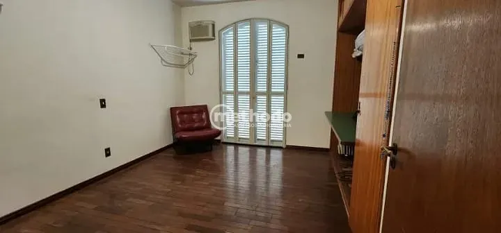 Casa, 3 quartos, 348 m² - Foto 35