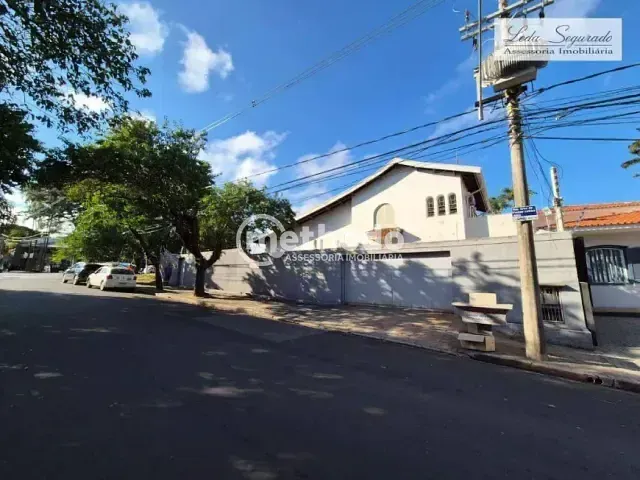 Casa com 695m² 3 quartos e 5 banheiros, à venda, no bairro Nova Campinas em Campinas