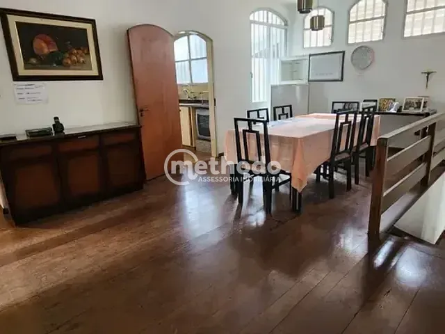 Casa com 695m², para alugar, no bairro Nova Campinas em Campinas