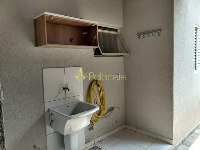 Casa com 125m² 2 quartos e 1 banheiro, à venda, no bairro Residencial Comercial Cidade Vista Alegre em Pindamonhangaba