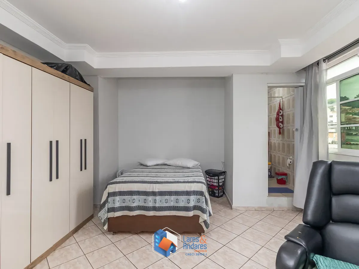 Casa, 9 quartos, 161 m² - Foto 11
