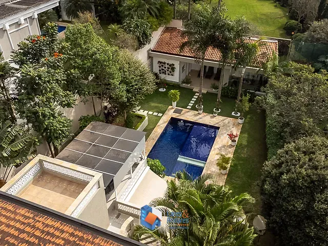 Casa com 500m² 4 quartos e 8 banheiros, à venda, no bairro Retiro Morumbi em São Paulo