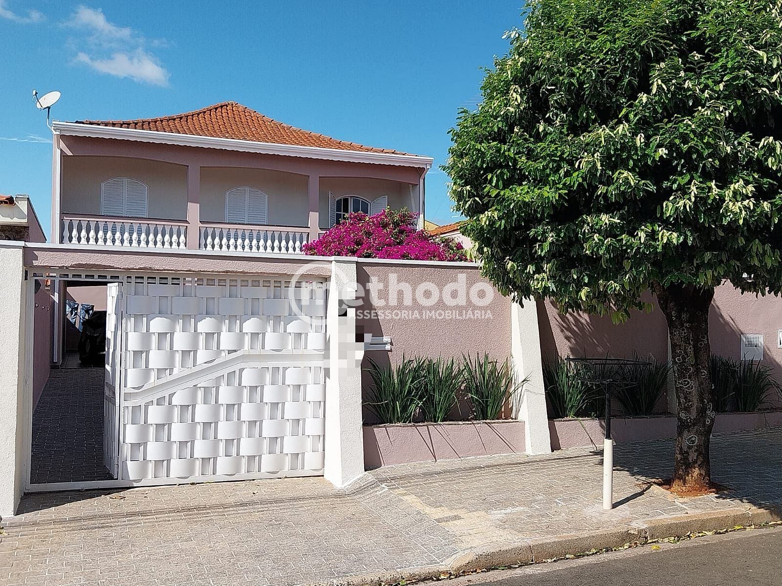 Casa, 3 quartos, 174 m² - Foto 1