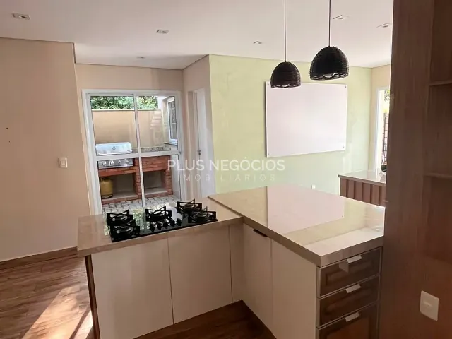 Casa com 299m² 4 quartos e 5 banheiros, à venda, no bairro Aparecidinha em Sorocaba