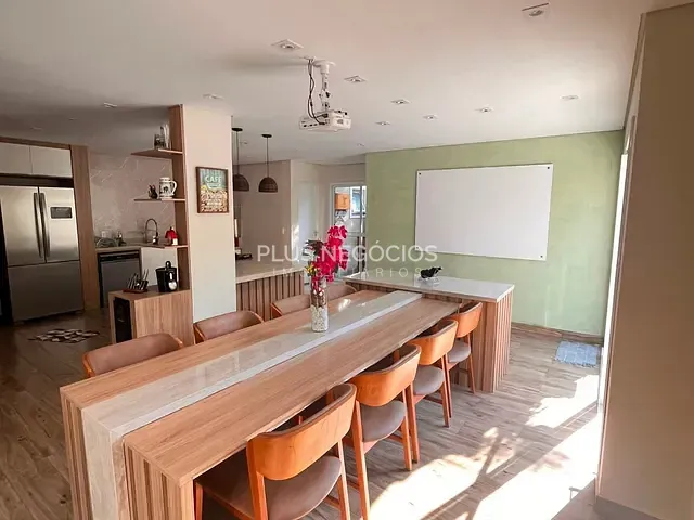 Casa com 299m² 4 quartos e 5 banheiros, à venda, no bairro Aparecidinha em Sorocaba