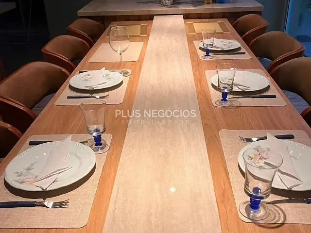 Casa com 299m² 4 quartos e 5 banheiros, à venda, no bairro Aparecidinha em Sorocaba
