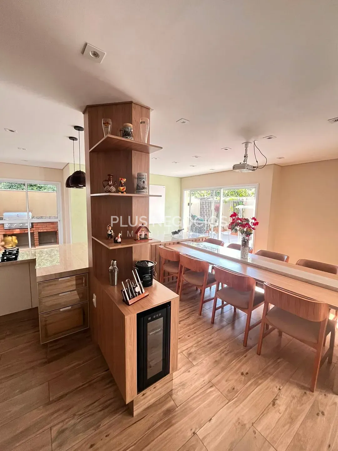 Casa, 4 quartos, 299 m² - Foto 4