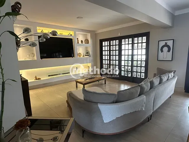 Casa com 520m² 5 quartos e 8 banheiros, à venda, no bairro Chácara Primavera em Campinas