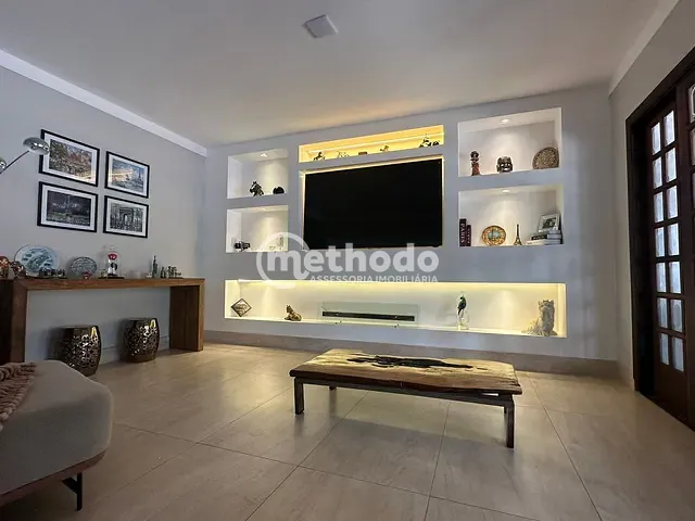 Casa com 520m² 5 quartos e 8 banheiros, à venda, no bairro Chácara Primavera em Campinas