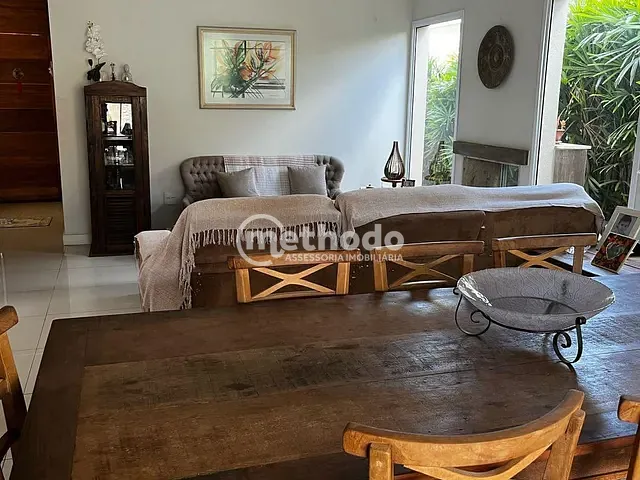 Casa com 350m² 4 quartos e 5 banheiros, à venda, no bairro Betel em Paulínia