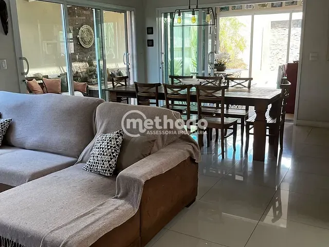 Casa com 350m² 4 quartos e 5 banheiros, à venda, no bairro Betel em Paulínia