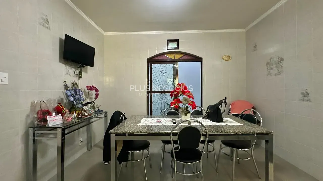 Casa, 3 quartos, 260 m² - Foto 11