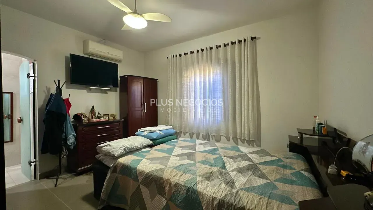Casa, 3 quartos, 260 m² - Foto 29