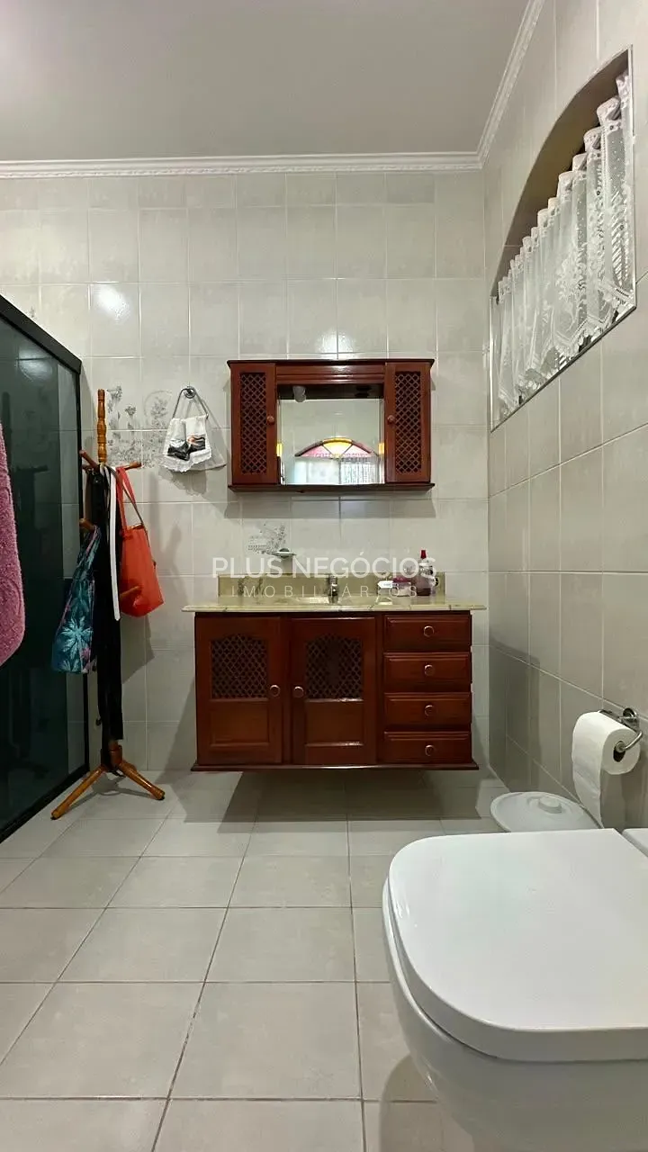Casa, 3 quartos, 260 m² - Foto 33