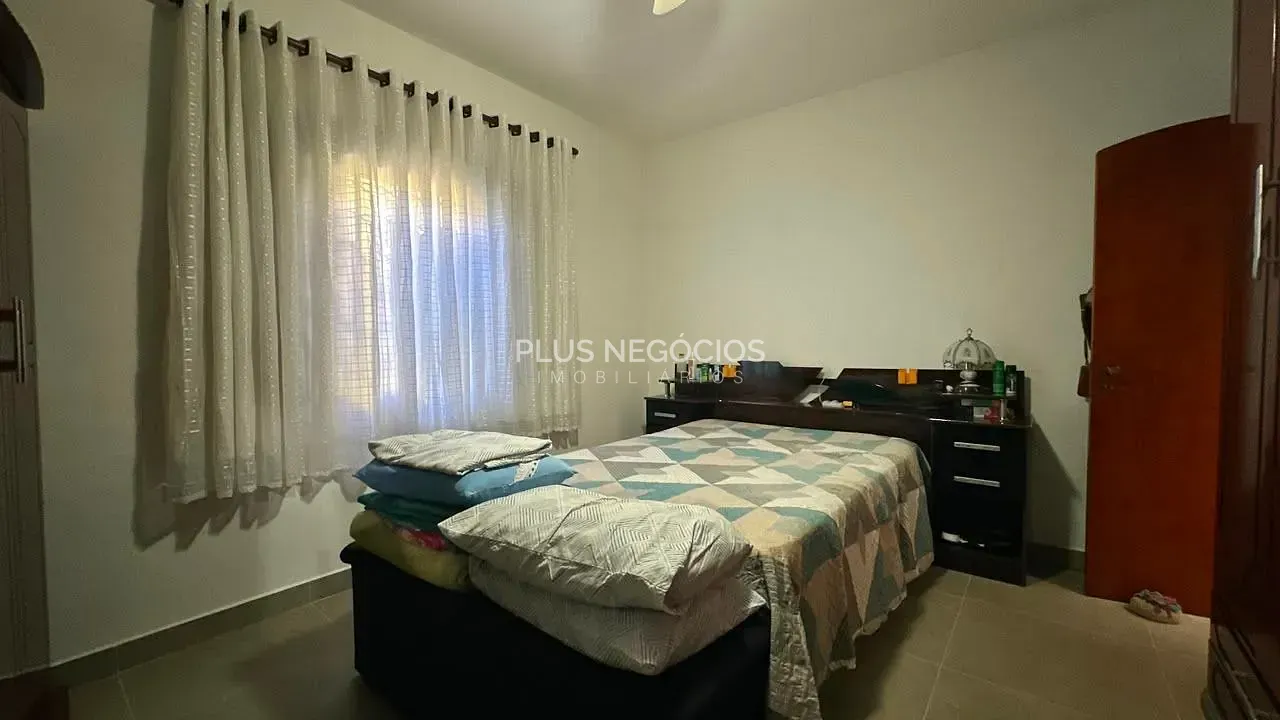 Casa, 3 quartos, 260 m² - Foto 35