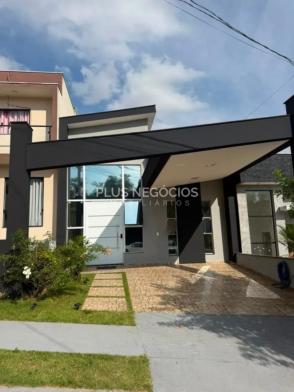 Casa, 3 quartos, 147 m² - Foto 1