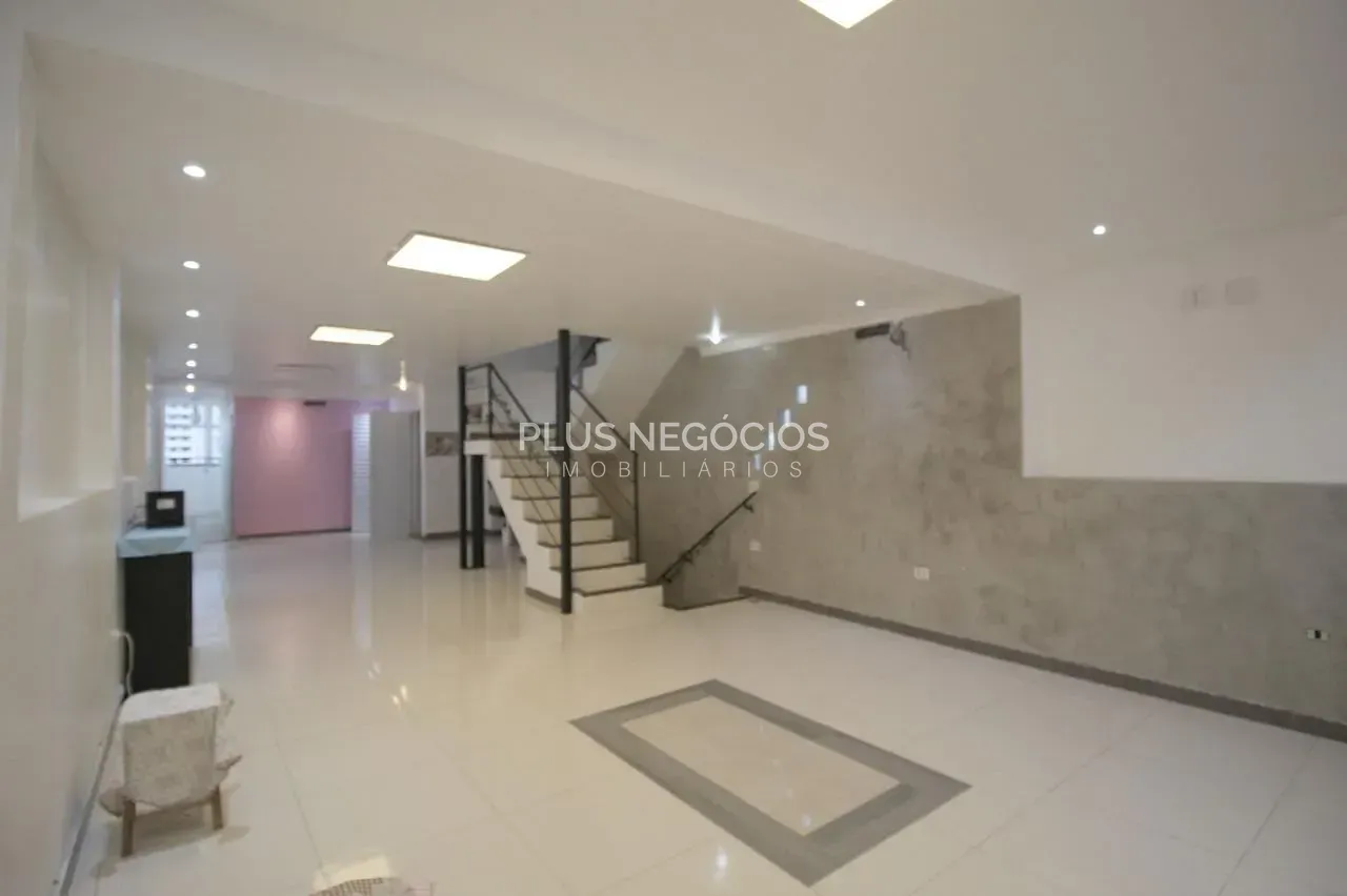 Casa, 3 quartos, 278 m² - Foto 1
