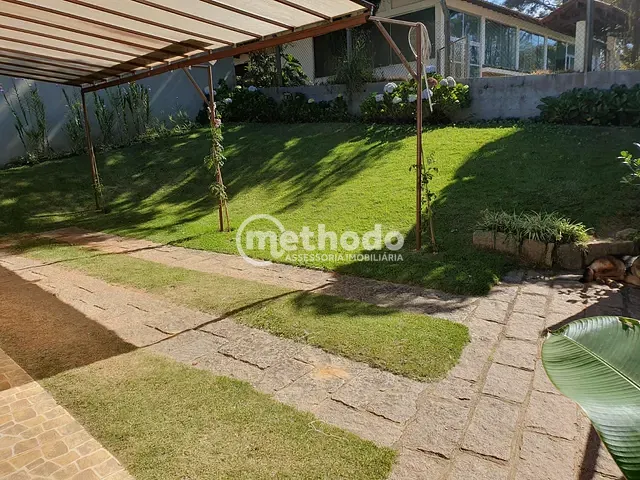 Casa com 1070m² 2 quartos e 3 banheiros, à venda, no bairro Pinheiro em Valinhos