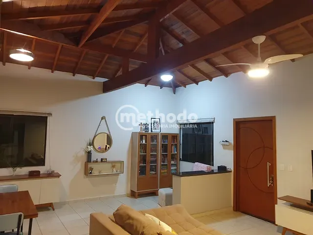 Casa com 1070m² 2 quartos e 3 banheiros, à venda, no bairro Pinheiro em Valinhos