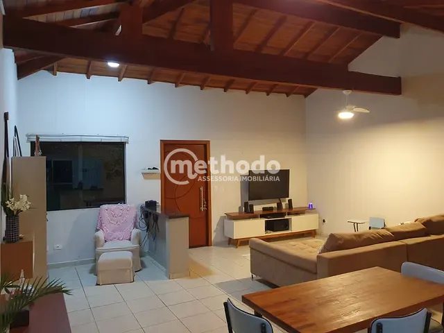 Casa com 1070m² 2 quartos e 3 banheiros, à venda, no bairro Pinheiro em Valinhos