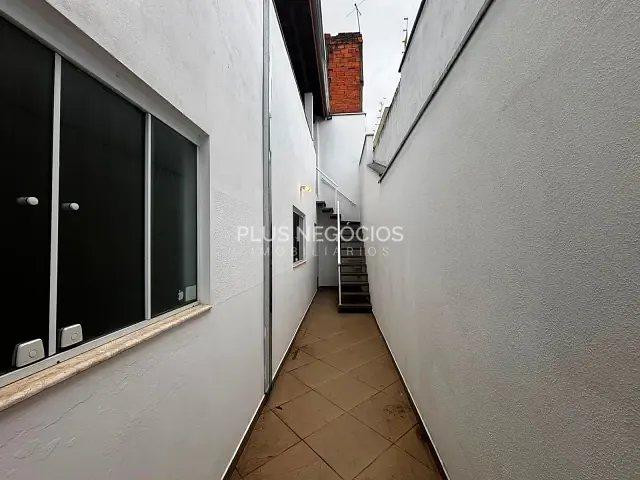 Casa 2 quartos e 3 banheiros, à venda ou para alugar, no bairro Parque Esmeralda em Sorocaba