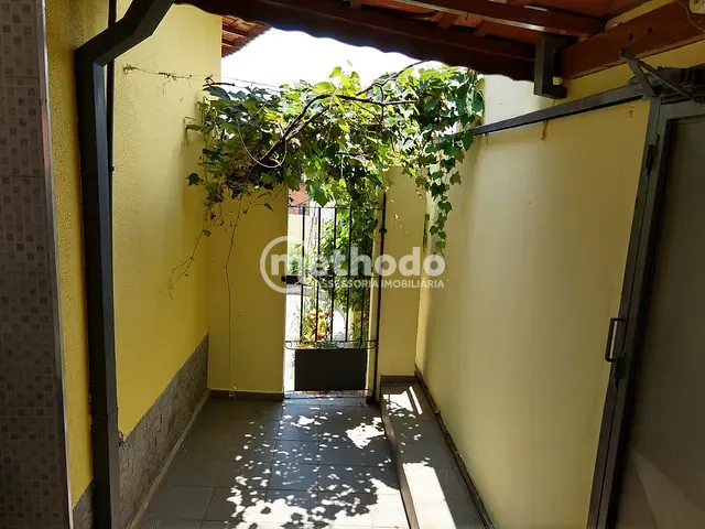 Casa com 372m² 4 quartos e 2 banheiros, à venda, no bairro Jardim Chapadão em Campinas