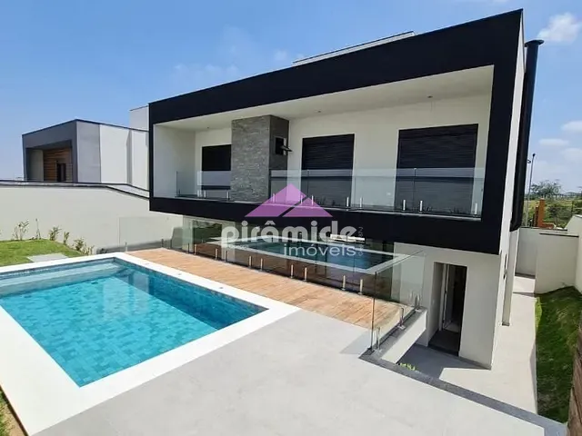 Casa com 501m² 4 quartos e 2 banheiros, à venda, no bairro Urbanova em São José dos Campos