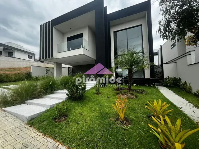 Casa com 501m² 4 quartos e 2 banheiros, à venda, no bairro Urbanova em São José dos Campos