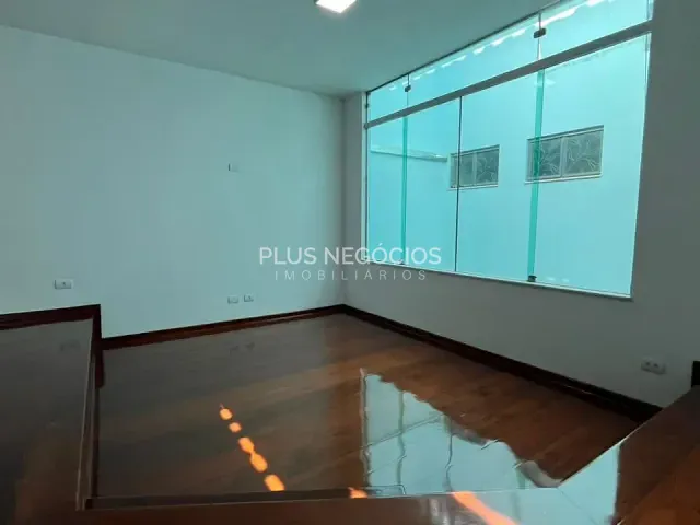 Casa com 360m² 3 quartos e 3 banheiros, à venda ou para alugar, no bairro Parque Campolim em Sorocaba