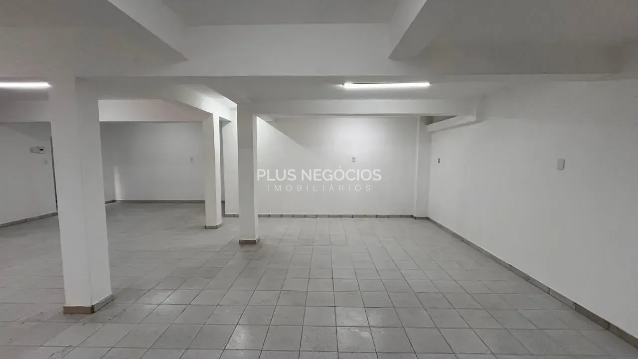 Casa, 3 quartos, 340 m² - Foto 32