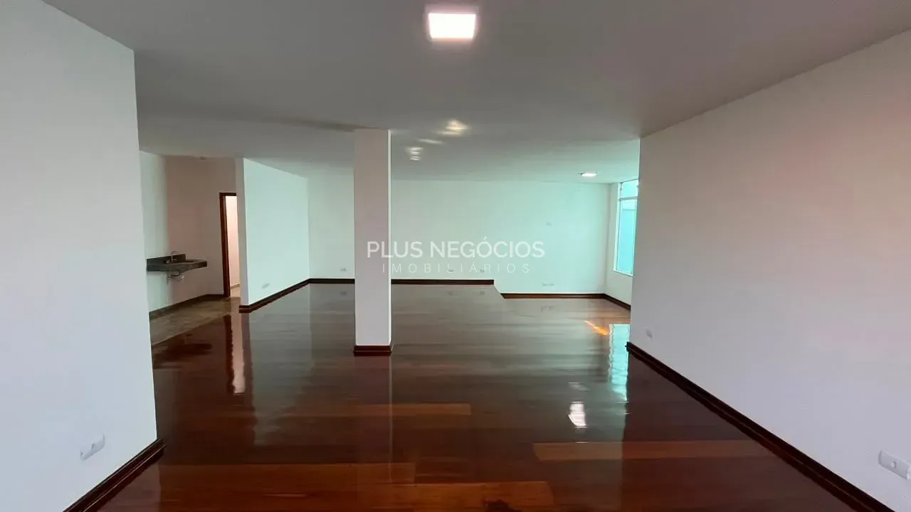 Casa, 3 quartos, 340 m² - Foto 3