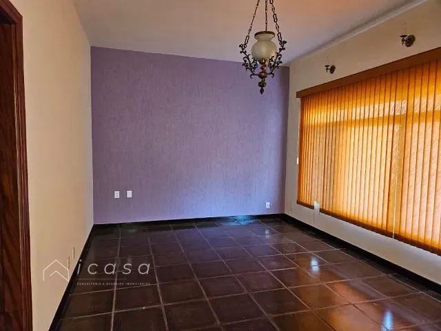 Casa com 351m² 3 quartos e 2 banheiros, à venda, no bairro Vila Resende em Caçapava