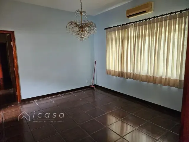 Casa com 351m² 3 quartos e 2 banheiros, à venda, no bairro Vila Resende em Caçapava