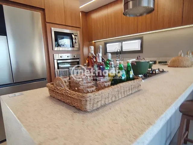 Casa com 149m² 3 quartos e 4 banheiros, à venda, no bairro Parque das Flores em Campinas