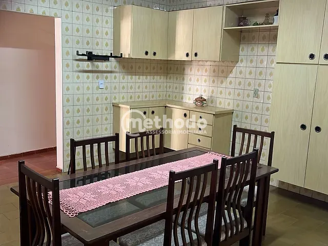 Casa com 277m² 3 quartos e 2 banheiros, à venda, no bairro Jardim Santa Vitória em Campinas
