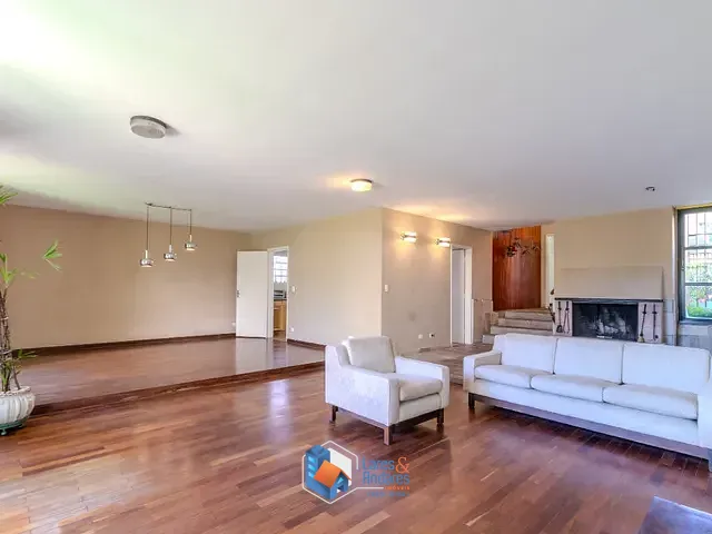 Casa com 550m² 4 quartos e 6 banheiros, à venda, no bairro Brooklin Paulista em São Paulo