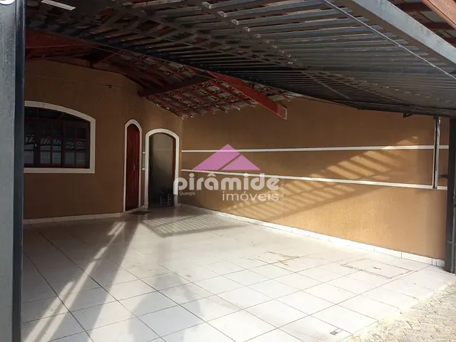 Casa com 180m² 3 quartos e 2 banheiros, à venda, no bairro Jardim Imperial em São José dos Campos