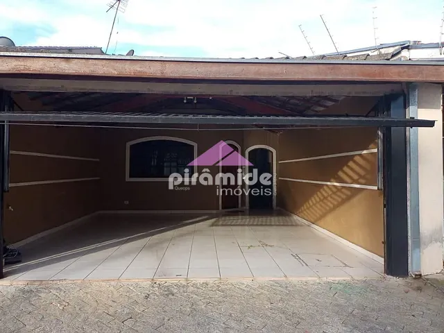 Casa com 180m² 3 quartos e 2 banheiros, à venda, no bairro Jardim Imperial em São José dos Campos