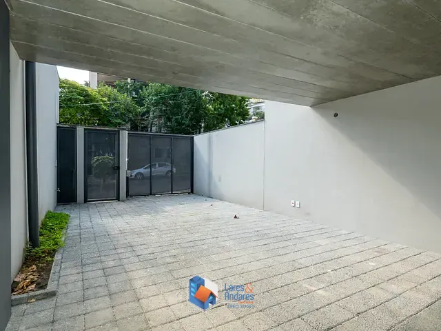 Casa com 185m² 3 quartos e 4 banheiros, à venda, no bairro Vila Madalena em São Paulo