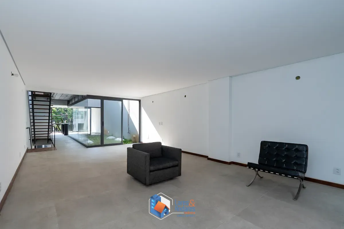 Casa, 3 quartos, 278 m² - Foto 24